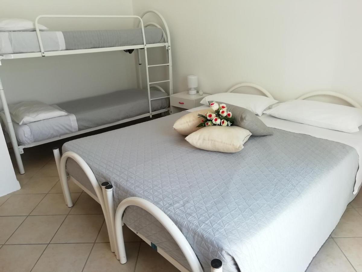 Maresalento Villetta Maria Марина-ди-Манкаверса Экстерьер фото